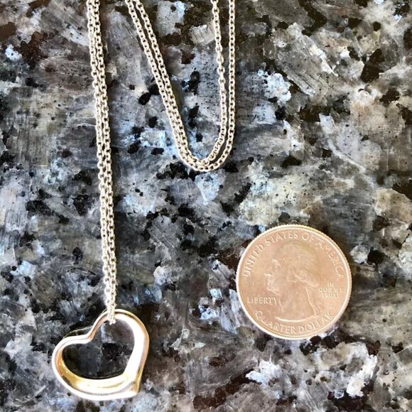 1" AUTHENTIC Tiffany & Co. PERETTI HEART Pendant & AUTHE Tiffany & Co. CHAIN 17" - Picture 2 of 7